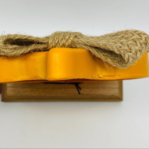 NWT Rae Dunn GRATEFUL Metal Pumpkin w/ Wood Stand - Picture 9 of 9